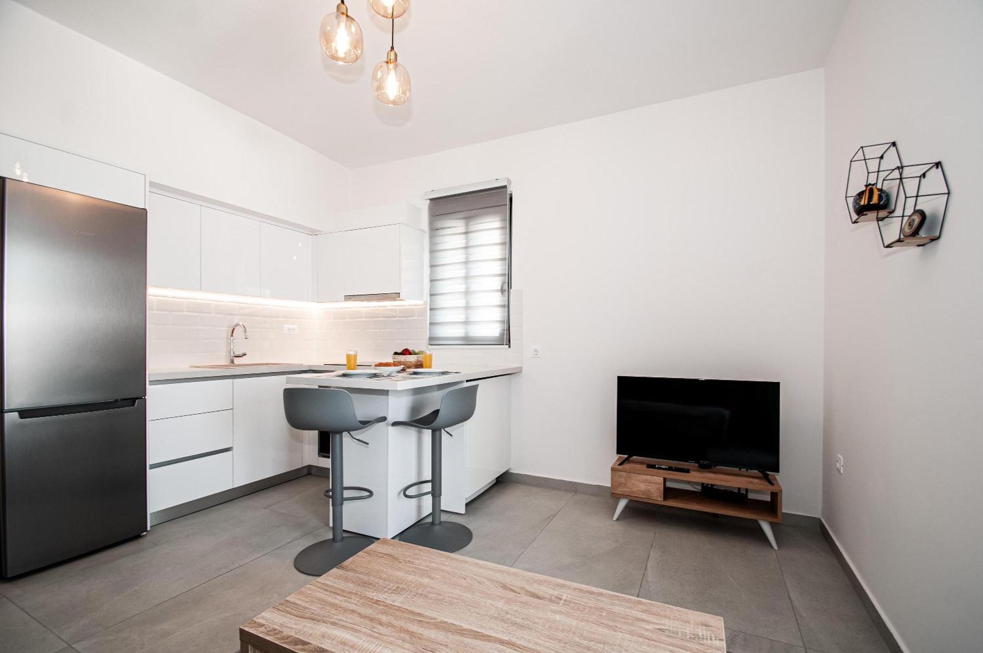 Anesis Town Apartments Rhodes City Extérieur photo